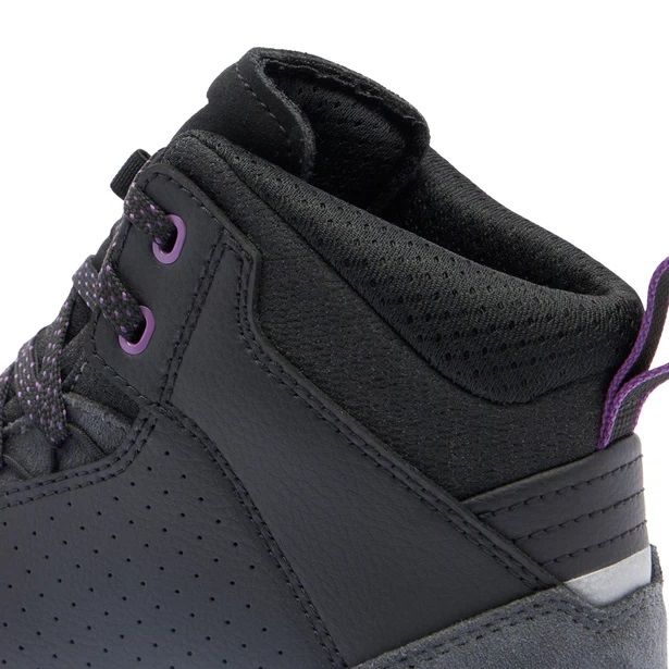 Мотоботы женские Dainese Suburb D-WP WMN black/white/metal purple