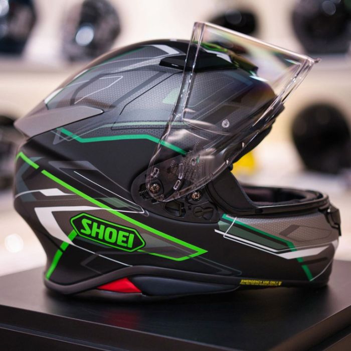 Мотошлем Shoei NXR 2 Capriccio Зелено-Белый-Красный
