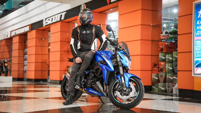Шлем интеграл IXS HX 1100 2.3 черно-серый матовый