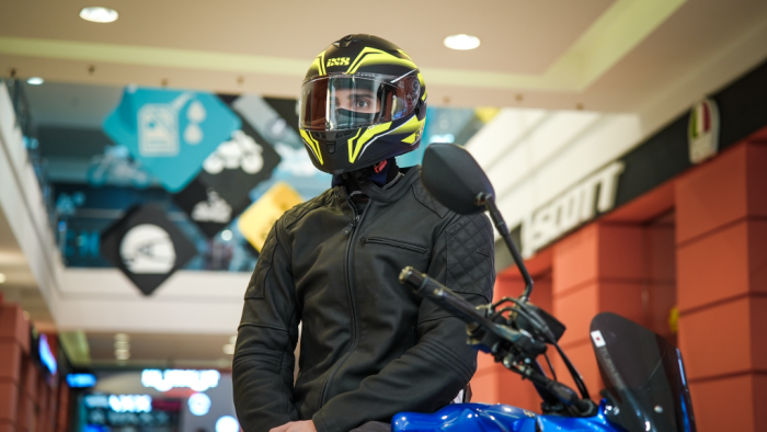 Шлем интеграл IXS HX 1100 2.3 чёрно-жёлтый