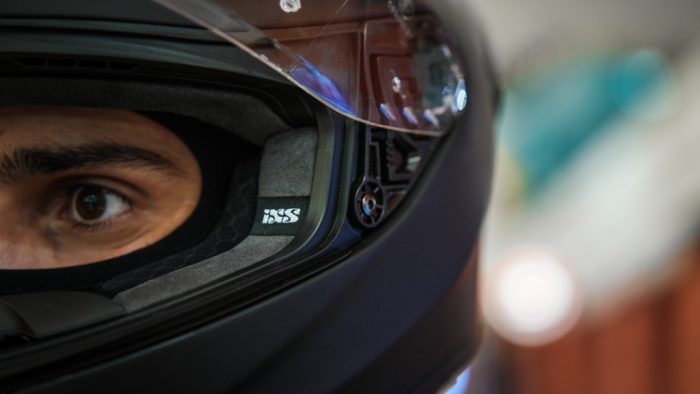 Шлем интеграл IXS 421 FG 1.0 MIPS Черный матовый