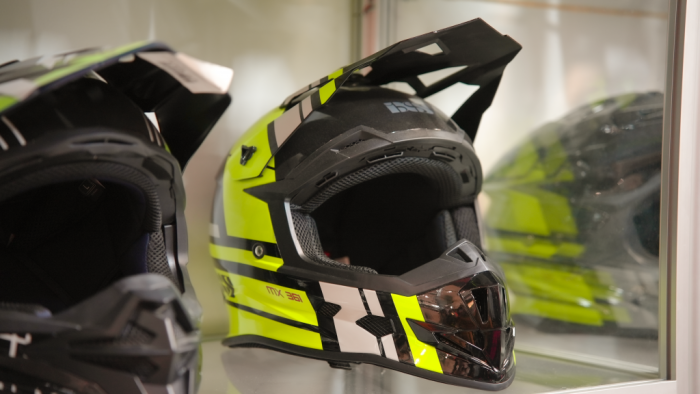 Кроссовый шлем IXS IXS361 2.3, Чёрный/Зелёный