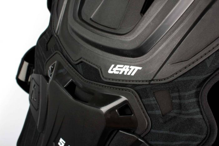 Защита тела Leatt Chest Protector 5.5 Pro, черная
